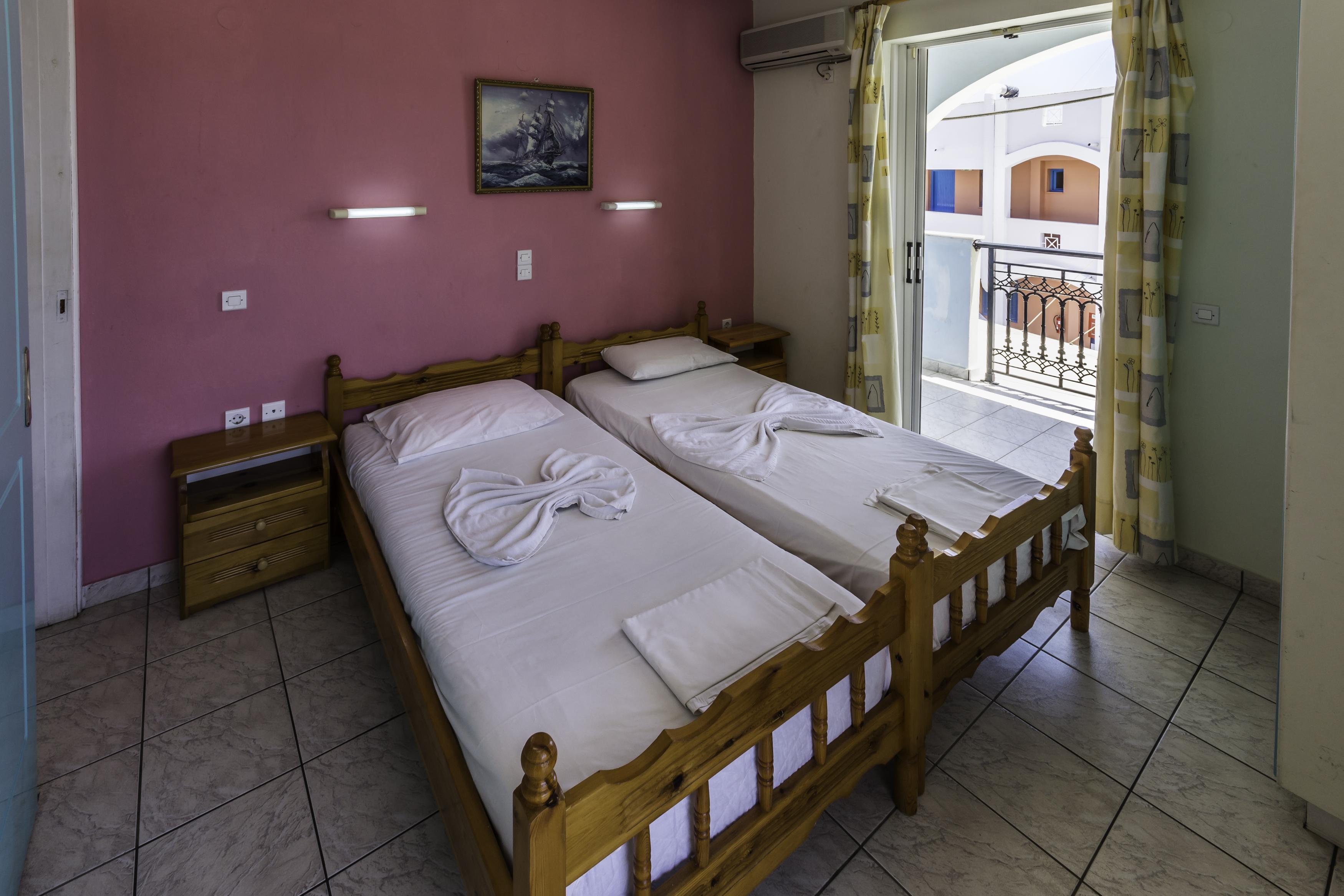 Vossos Hotel Apartments Laganas Extérieur photo