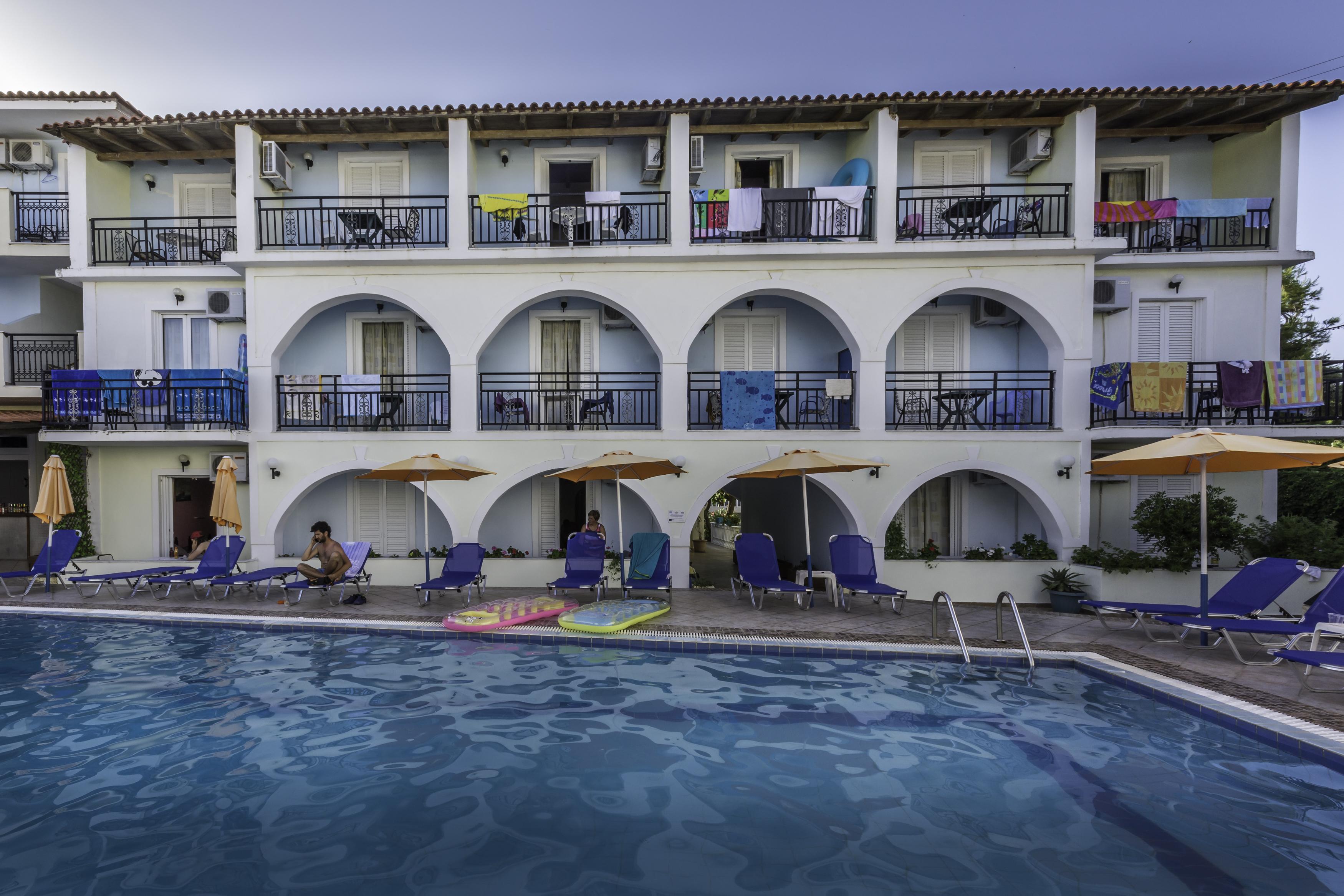 Vossos Hotel Apartments Laganas Extérieur photo