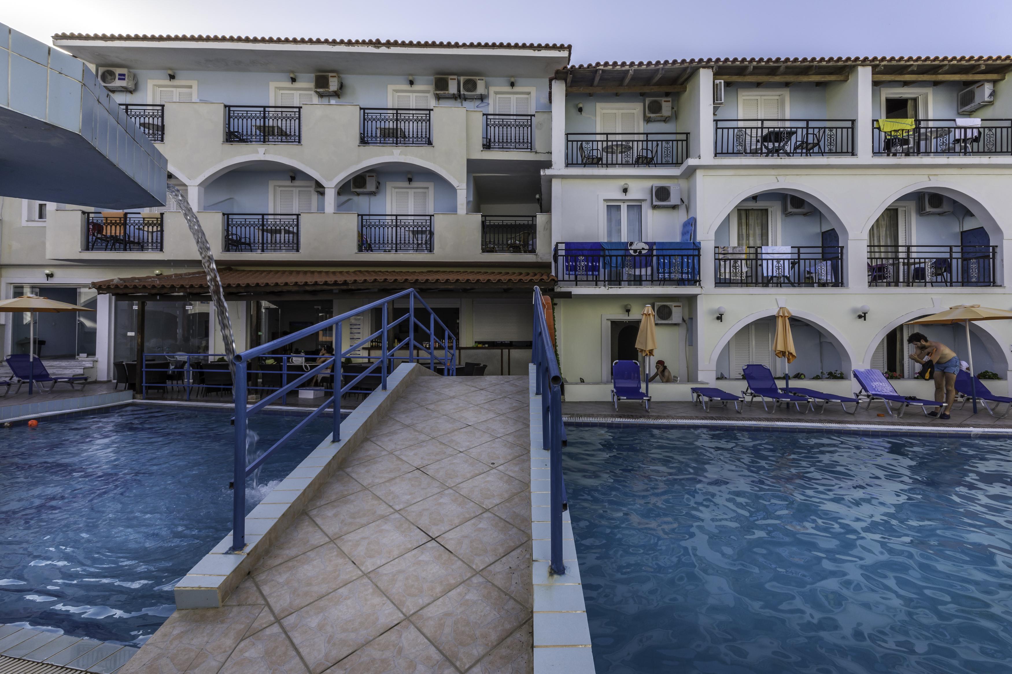 Vossos Hotel Apartments Laganas Extérieur photo