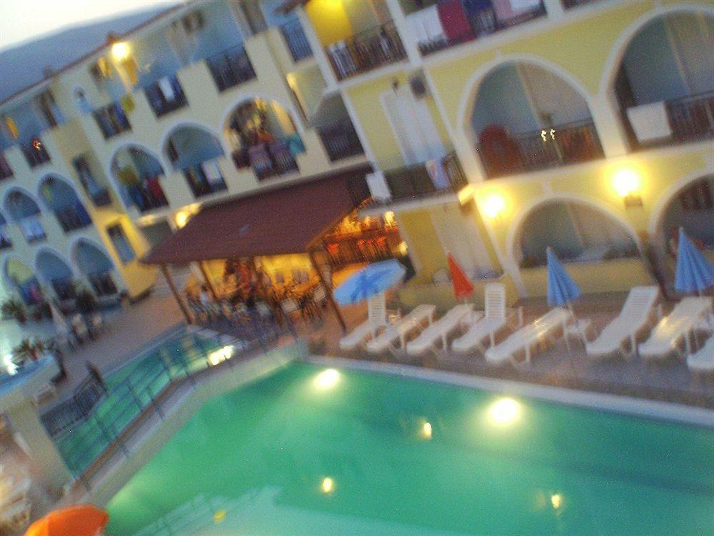 Vossos Hotel Apartments Laganas Extérieur photo