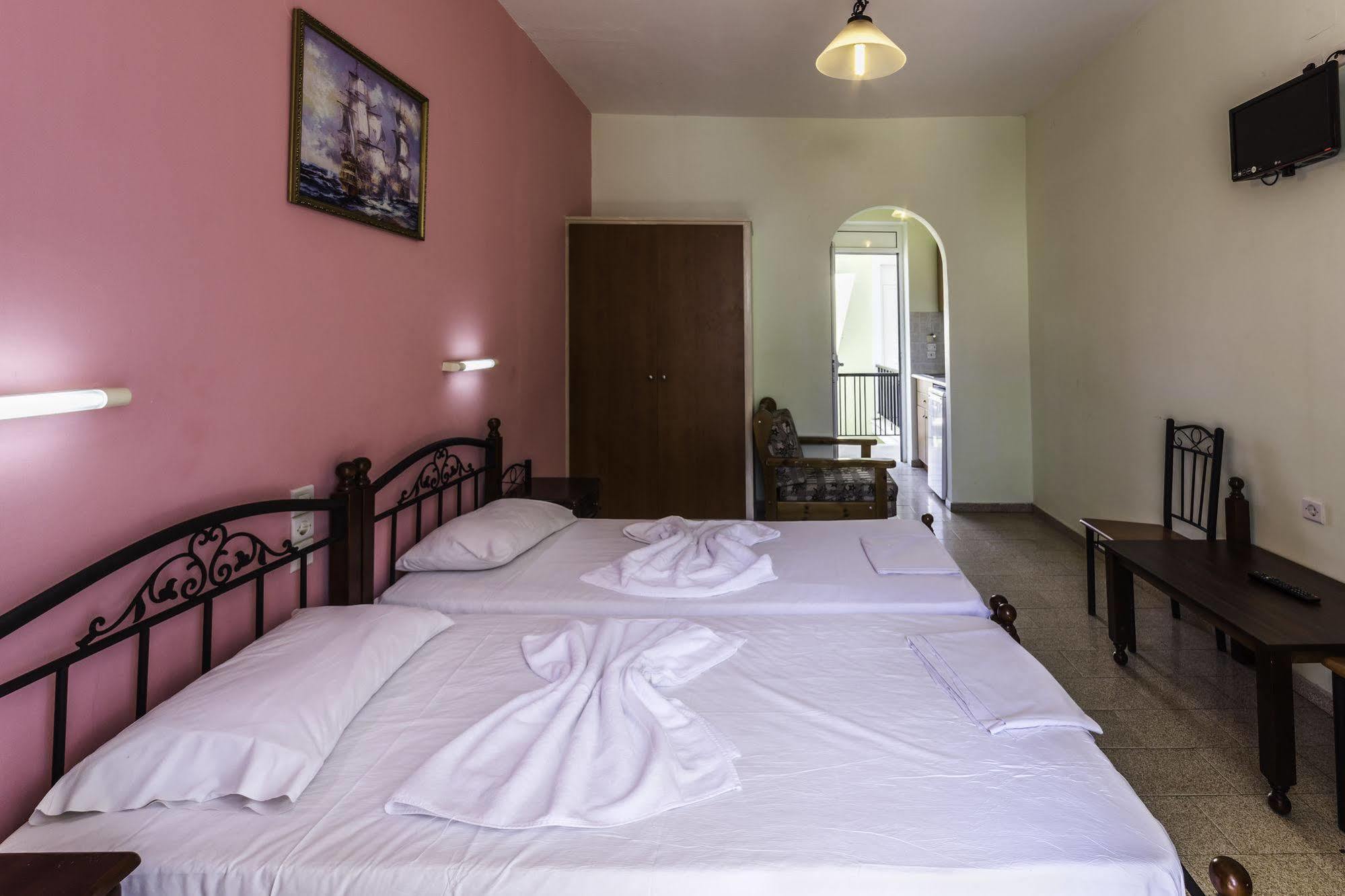 Vossos Hotel Apartments Laganas Extérieur photo